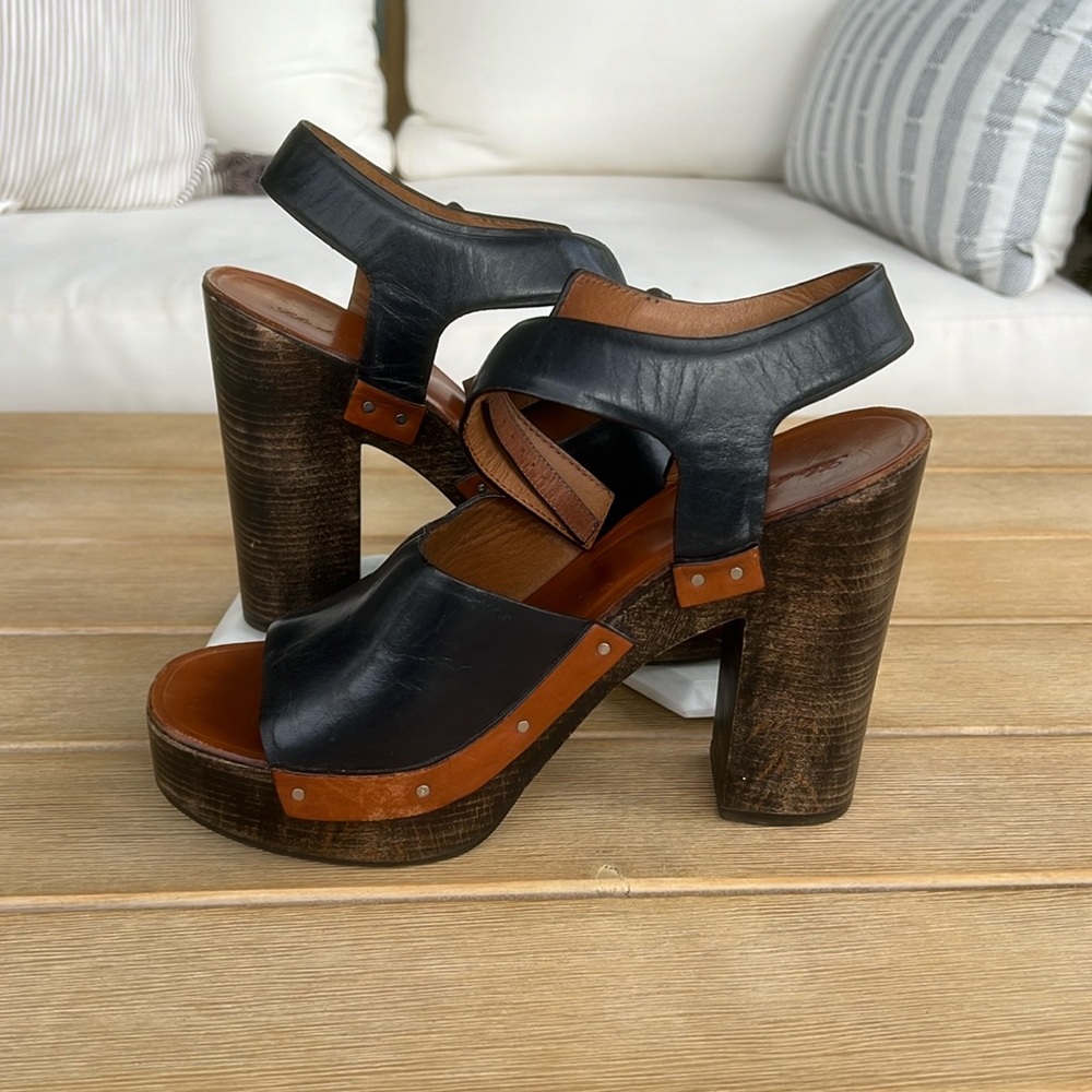 Soho de Luxe Sandals in blue